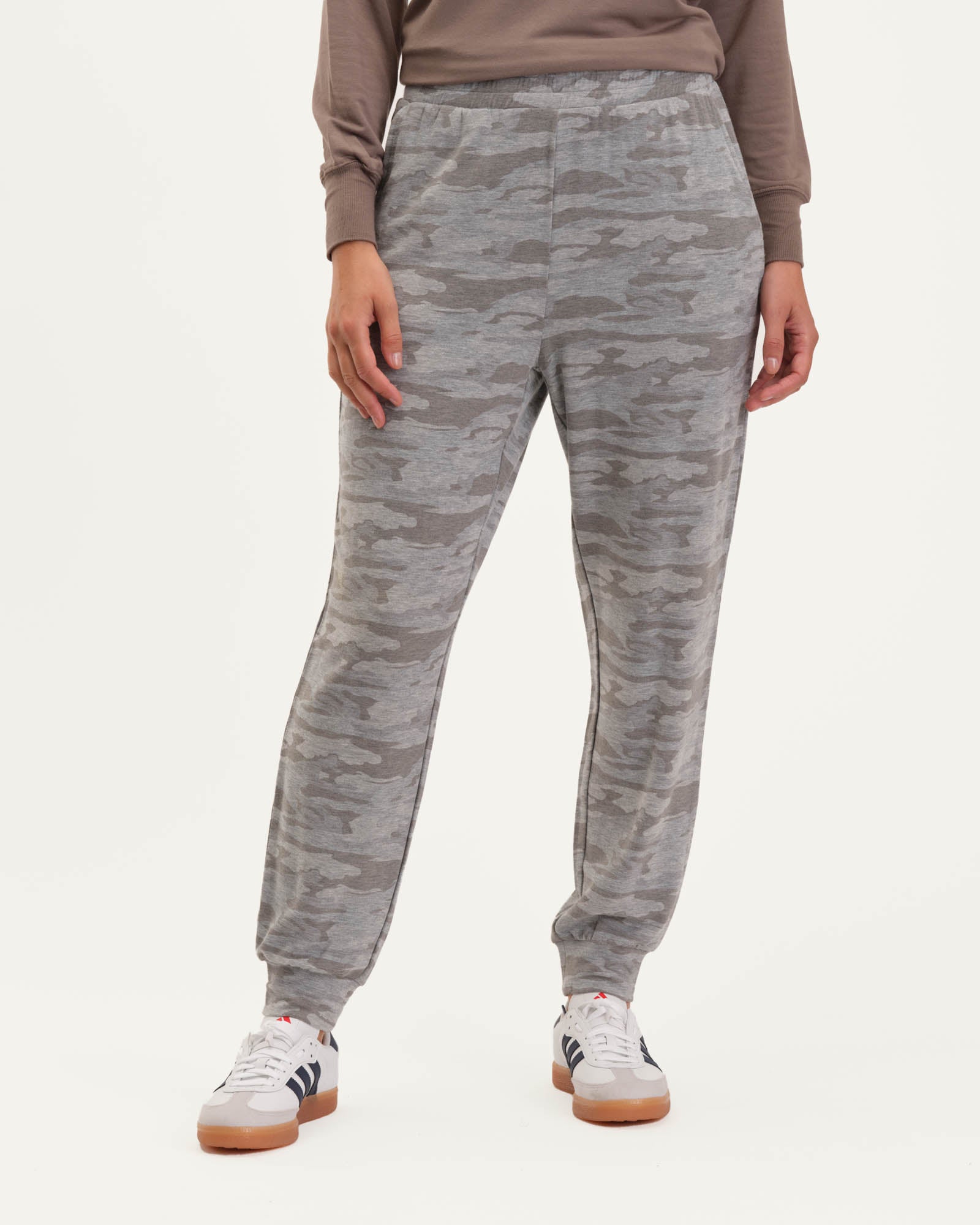 French Terry Pull-On Jogger | Chelsea & Theodore | JANE + MERCER