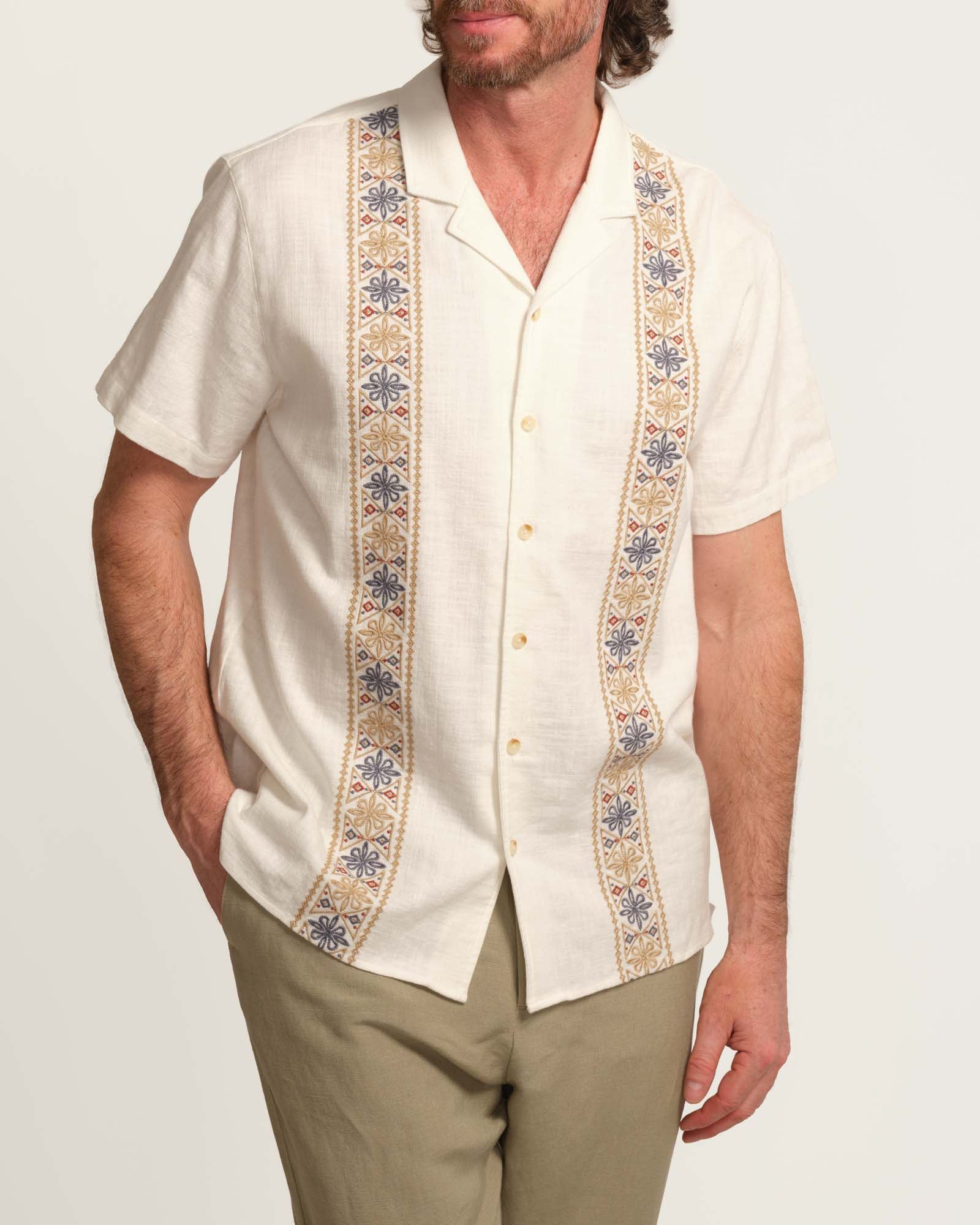 Magaschoni Men's Stretch Embroidery Camp Shirt | JANE + MERCER