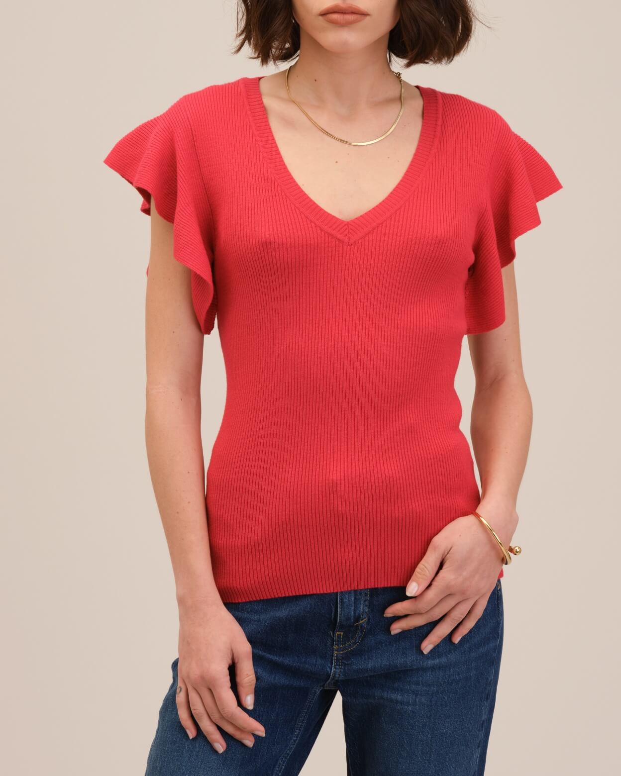 Ruffle Sleeve Ribbed V-Neck Top | T Tahari