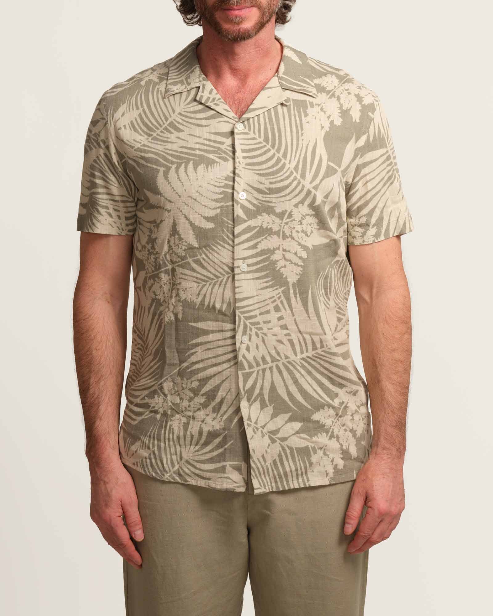 Truth Men's Leaf Print Stretch Linen Camp Shirt | JANE + MERCER