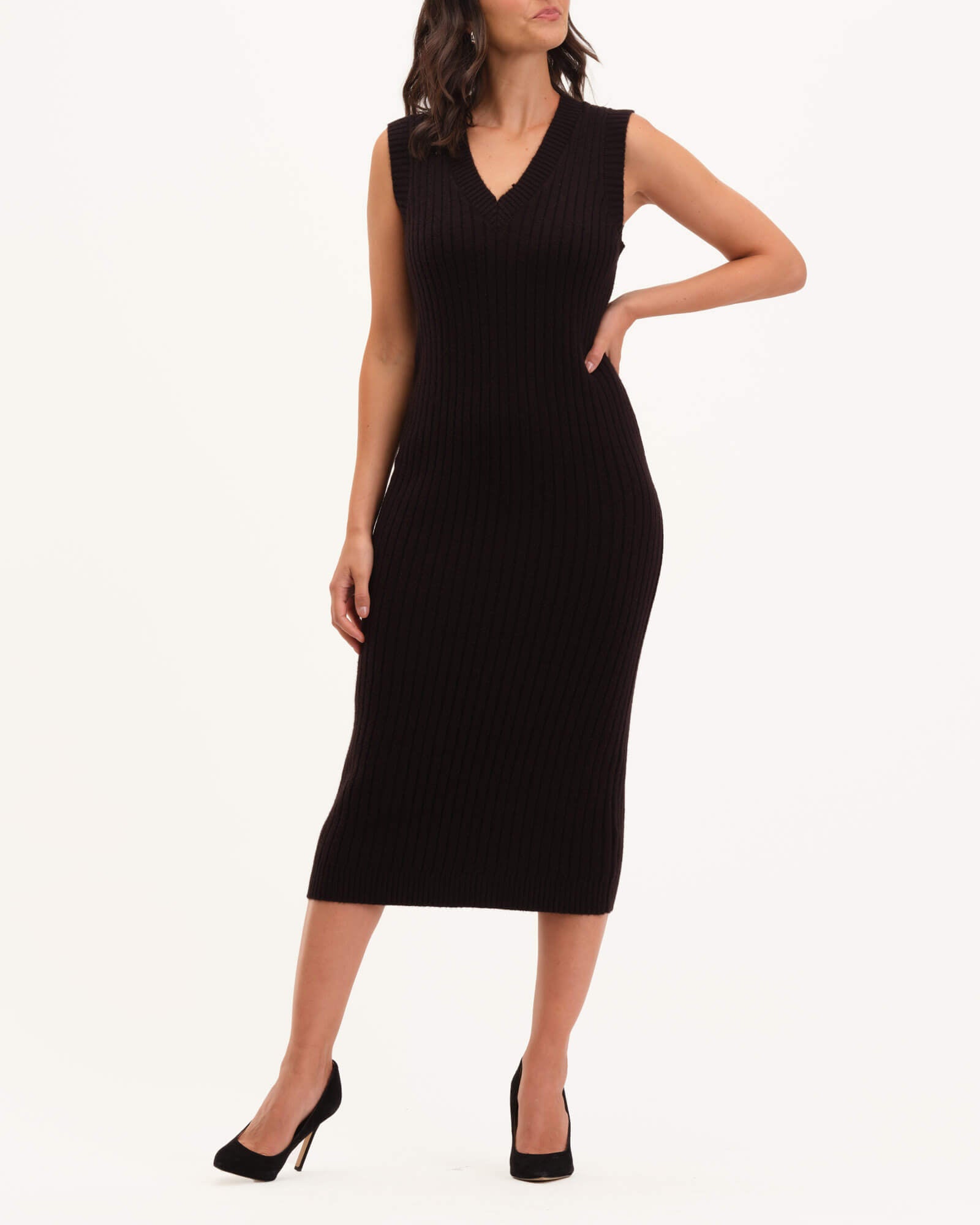 Women's Sleeveless V-Neck Bodycon Dress, Black | Truth