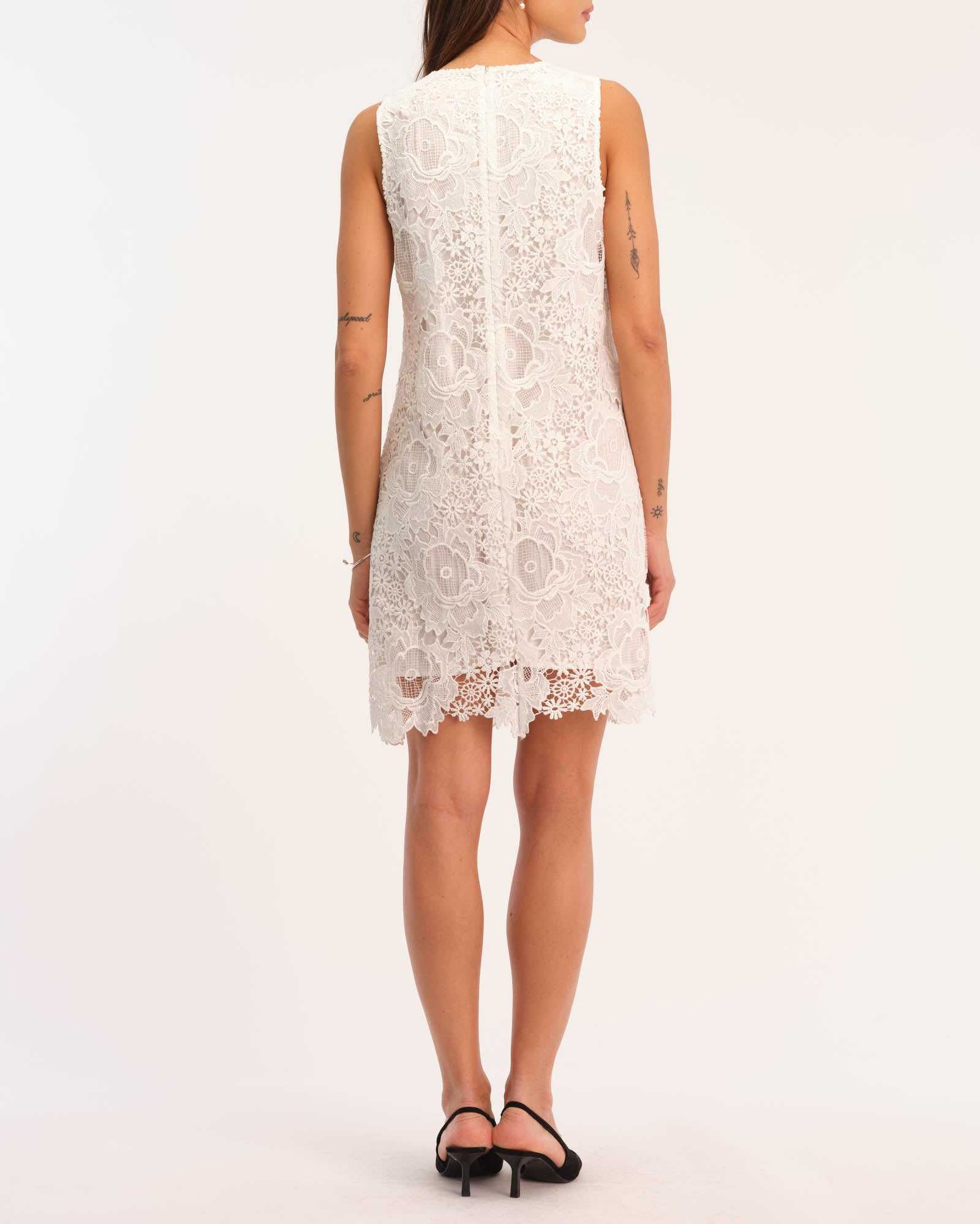 Shop Catherine Malandrino Women's Scoop Neck Sleeveless Lace Dress | JANE + MERCER