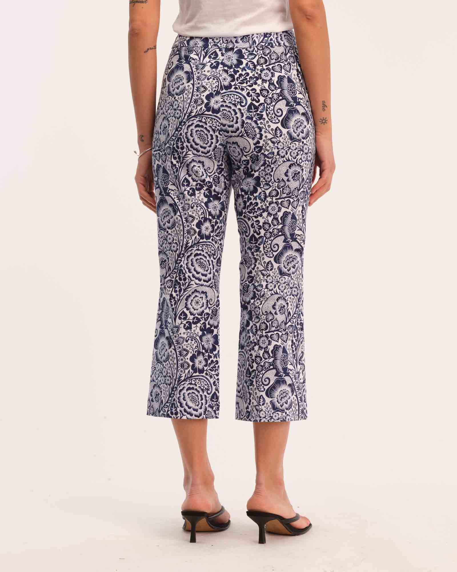 Shop T Tahari Women's Kick Flare Cropped Pants | JANE + MERCER