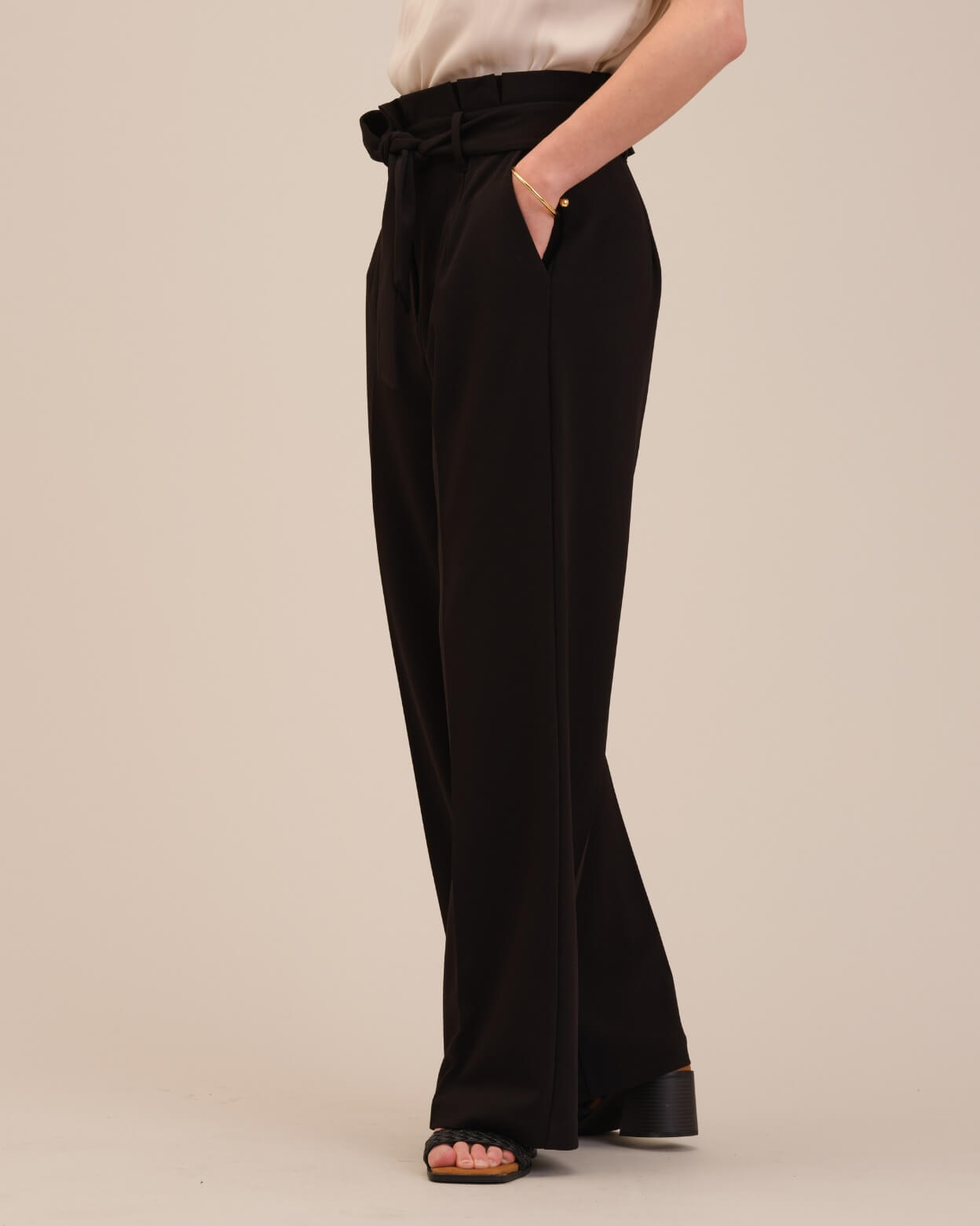 Wide leg hotsell pants with belt