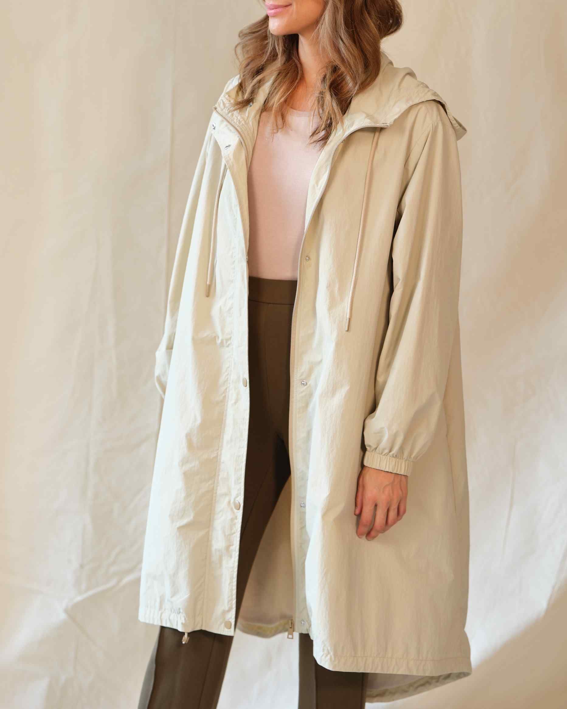 Shop Women's Long Sleeve Hoodie Rain Jacket | Industry | JANE + MERCER